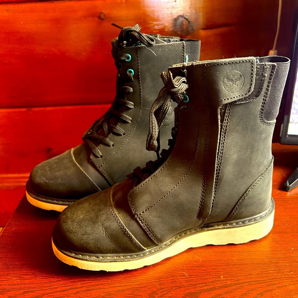 Genuine leather motorcycle boots